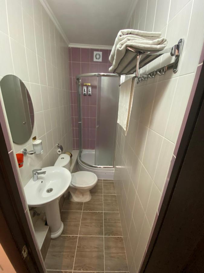 Ulpan Mini Hotel Astaná Exterior foto